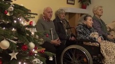 Nie všetci z tohto domu seniorov boli na sviatky doma. Spravili si však výnimočné Vianoce