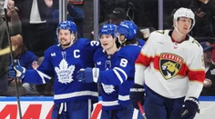 VIDEO: Toronto si zabezpečilo účasť v play-off. O výhre Rangers rozhodol po peknej akcii Trocheck