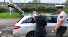 Vodič z Bratislavy obvinil spolujazdkyňu z užitia drog, tá nabonzovala aj jeho