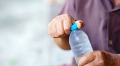 Taliana rozčúlila cena fľaše vody z reštaurácie v Bratislave. Toľko ešte v živote neplatil, komentuje