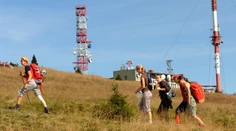 Bizarný incident pri Martine: Muž sa mal vydávať za medveďa, bručať na hubárky a naháňať ich po lese