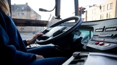 Život za volantom trolejbusu: Vodička Nikola porozprávala, na čo by mali cestujúci brať ohľad