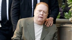 Pornokráľ Flynt ponúka milión dolárov za ďalšie nahrávky kompromitujúce Trumpa