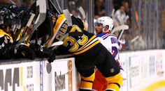 Boston začne sezónu bez kapitán. Chára je na listine zranených