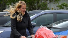 Silný vietor a dážď potrápia väčšinu Slovenska aj v nedeľu