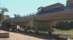 Mosty na Slovensku preverujú odborníci špeciálnymi záťažovými skúškami. Motoristi musia počítať s obmedzeniami