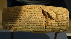 Rozlúštili tajomné babylonské zvitky pomocou umelej inteligencie. Hovoria o blížiacej sa záhube