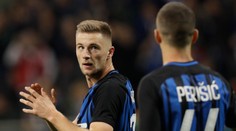 Inter Miláno so Škriniarom vyhral na pôde Lazia Rím 3:2 a má LM