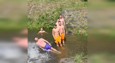 FOTO+VIDEO: Slovensko sa premenilo na jednu veľkú saunu. Ukázali ste nám, čo robíte, aby ste sa „neuvarili“