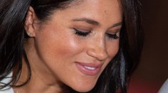 Meghan oslávila prvý Deň matiek.  Zverejnila movú fotku malého Archieho