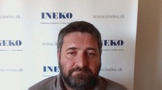 Šaško sa na tlačovke snažil hodiť vinu na niekoho iného, tvrdí analytik. Budúcnosť tendra na záchranky je stále otázna