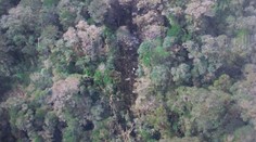 Záchranári objavili vo vraku indonézskeho lietadla telá všetkých obetí