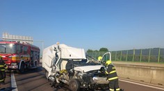 Vážna nehoda na D1 pri Považskej Bystrici. Úsek je neprejazdný
