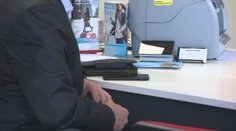 Dožičíte si dovolenku "na kreditku"? Môže vás vyjsť poriadne draho