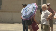 Slovensko sa dnes poriadne zapotilo. Najvyššiu teplotu namerali v Dolných Plachtinciach