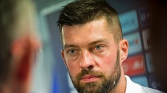 Slováci tlmia nervozitu, Kozáčik varuje pred waleskou hviezdou