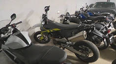 Takmer nové motorky idú do dražby za pár tisíc eur. Štát ich zhabal neplatičom
