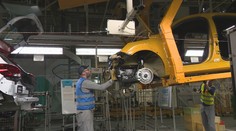 Koniec dobrých časov? Pracovné miesta nepribúdajú, fabriky hovoria o prepúšťaní