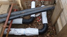 Ľudia nemusia na svojich pozemkoch strpieť stavbu rozvodov tepla