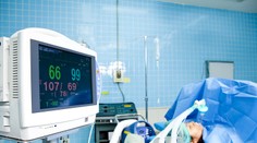 Rozdiel medzi kómou a umelým spánkom. Pýtali sme sa odborníkov