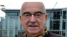 Kanadský profesor obvinený zo sexuálneho zneužívania ostáva vo väzbe