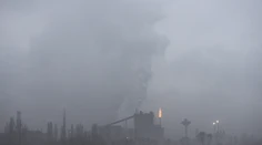 Vážna smogová situácia. Meteorológovia vydali výstrahu pre viaceré časti Slovenska