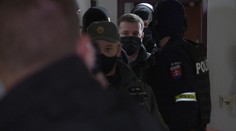 Exnámestníkovi SIS Beňovi hrozilo doživotie, teraz môže vyviaznuť iba s podmienkou