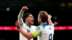 Stále môžu reprezentovať v mládeži, no ich trhová hodnota je enormná. Toto sú najlepší mladíci Eura