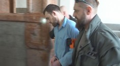 Podvodník, ktorý okradol ľudí o 600-tisíc, sa tesne pred súdom zranil. Vďaka novele zákona dostane nižší trest