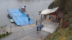 Posledná jazda kompy v Strečne. Cestovanie do školy či práce cez Váh sa skončilo