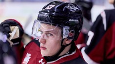 Meditáciu mu odporučil reprezentant, jeho klub vlastní spevák. O Slováka sa v NHL začínajú biť (rozhovor)