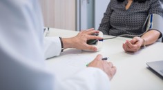 Vedci prišli na nečakanú príčinu vysokého tlaku. Kľúčový môže byť mozog