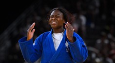 V detstve podstúpila operáciu aj bola v kóme. Patrí k najúspešnejším džudistkám a teší sa veľkej popularite