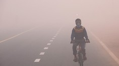 Život v hlavnom meste Indie začína byť neúnosný. Obyvatelia bojujú o každý nádych