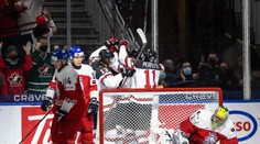 MS 20: Alkohol aj fajčenie. Rusi ignorovali opatrenia, z lietadla vykázali aj českú výpravu