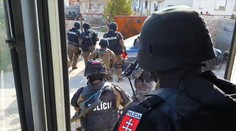 V Seredi zasahovali kukláči, zadržali dílerov drog