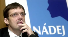 Zlodeji sa snažili ukradnúť trezory v Malchárkovej firme
