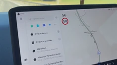 Majú zabrániť nehodám, no vodičov znervózňujú. Odborníci varujú pred zlyhaním asistenčných systémov