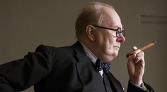 V maskérni trpel hodiny! Takto zmenili štíhleho herca na slávneho Churchilla