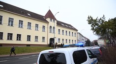 Problémový šiestak z Nového Mesta nad Váhom strieľal aj mimo školy. Dieťa zasiahol do nohy