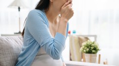 Vedci prišli na to, prečo je niektorým ženám v tehotenstve zle. Sú krok pred objavením liečby