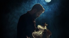 Fenomenálny violončelista Stjepan Hauser rozžiari Slovensko: Ukáže eleganciu aj rock