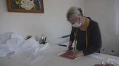 Slováci, ktorí vyrábajú rúška, už nemajú z čoho. Galantérie sú zatvorené