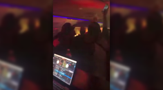 Dvaja mŕtvi po streľbe na hiphopovom koncerte. Raperovi údajne chceli strhnúť zlatú retiazku