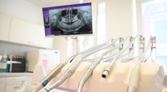 Zubári tvrdia, že od štátu dostanú málo peňazí. Varujú, že budú musieť dvíhať ceny pre pacientov