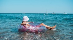 V Grécku prišlo o život len 11-ročné dievča. Na nafukovačke ho unieslo more