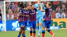 Debut ako lusk. Pališčák striedal Vavra, slovenskí stopéri ubránili Plzni čistý štít