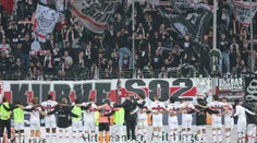 VIDEO: Brankár nemal nárok. Stuttgart nakopol v šesťbodovom zápase parádny angličák