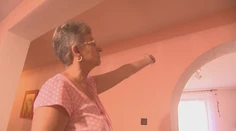 Obyvatelia kedysi pokojnej časti Levíc nevedia spať a praskajú im steny