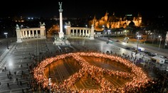 FOTOGRAFIE TÝŽDNA: Skaza po ruskom útoku na nemocnicu, objav legendárneho vraku či úspech parahokejistov
